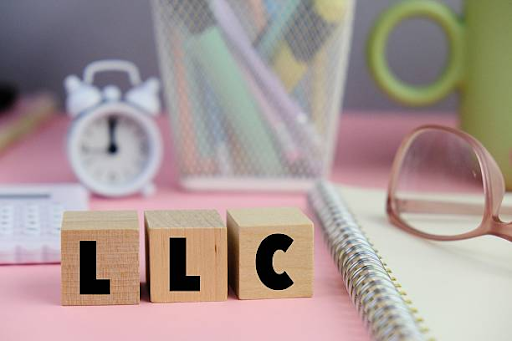 LLC vs. Sole Proprietorship: Which Business Structure is Right for You?